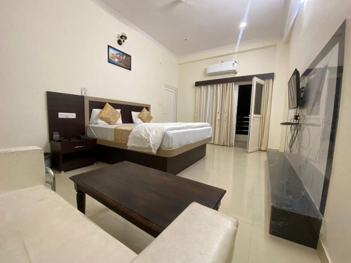 Hotel Nath Palace Varanasi