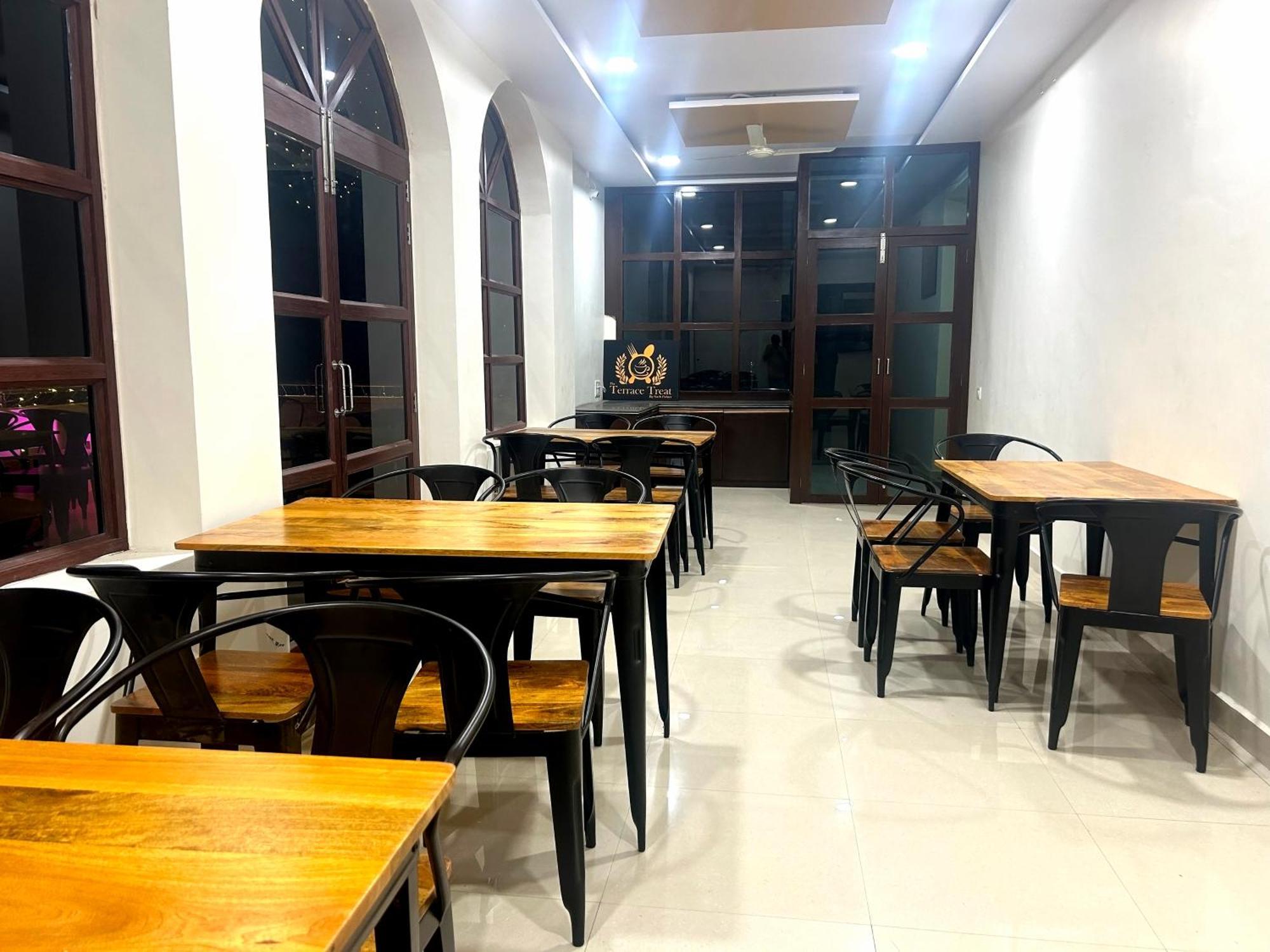 Hotel Nath Palace *